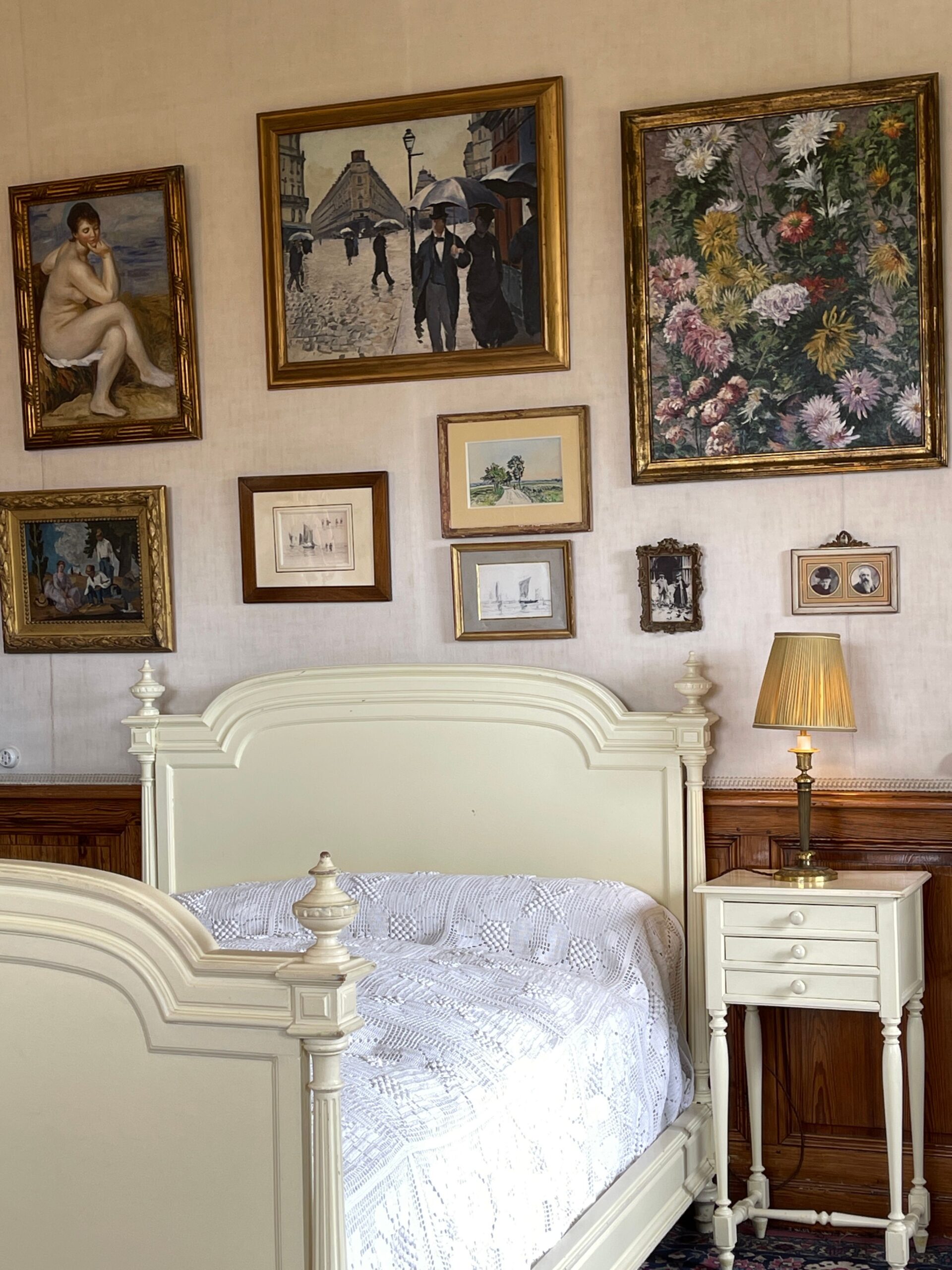 bedroom painting